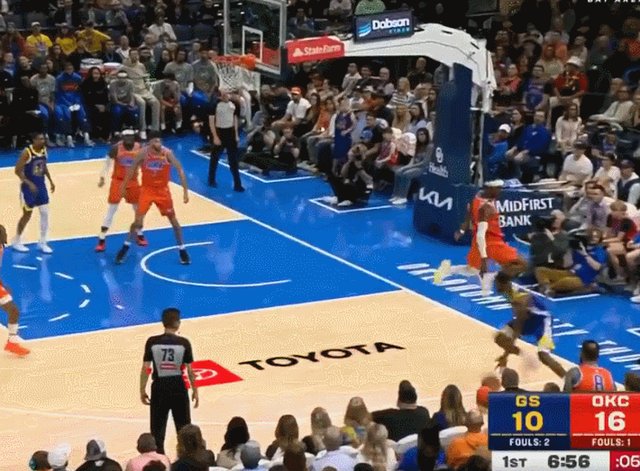 开云体育下载-唯一中锋遭遇重伤！霍姆格伦倒下令雷霆内线真空