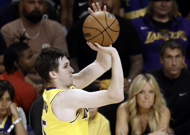 开云体育官网-里夫斯无视外界质疑 辅佐詹皇最终目标只有一个