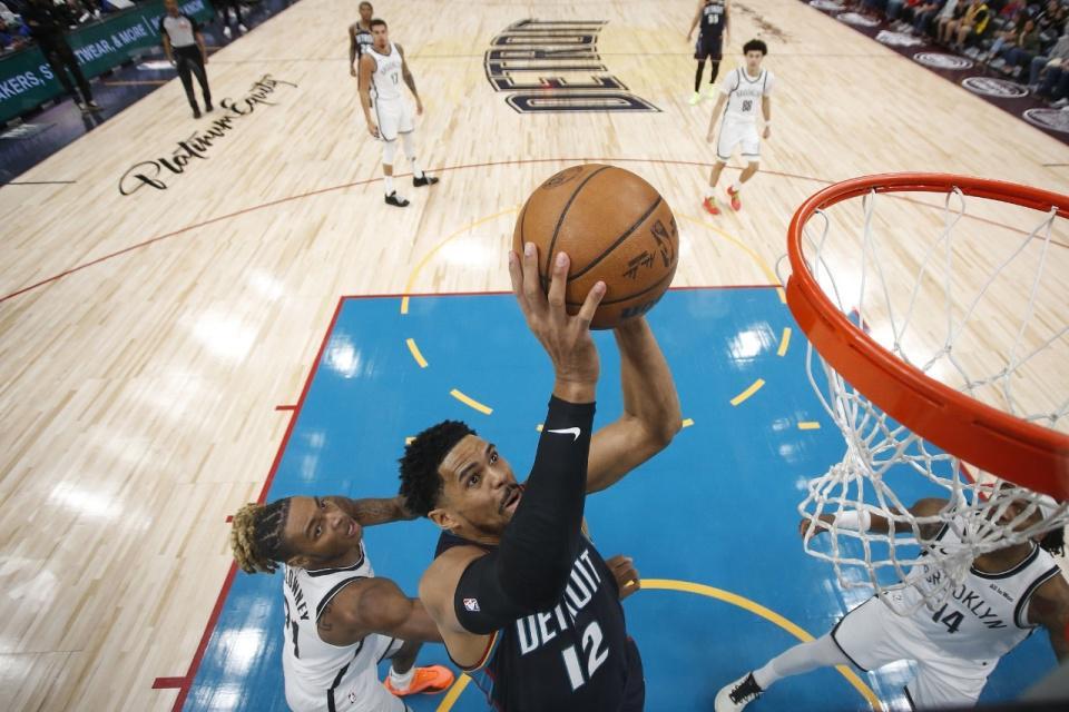 开云体育官网-超级大冷！东部第一活塞遭10连败篮网23分逆转 波特30+13