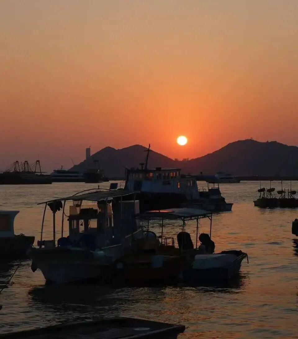 开云体育官网-新型三毒，正在让很多年轻人一夜返贫。